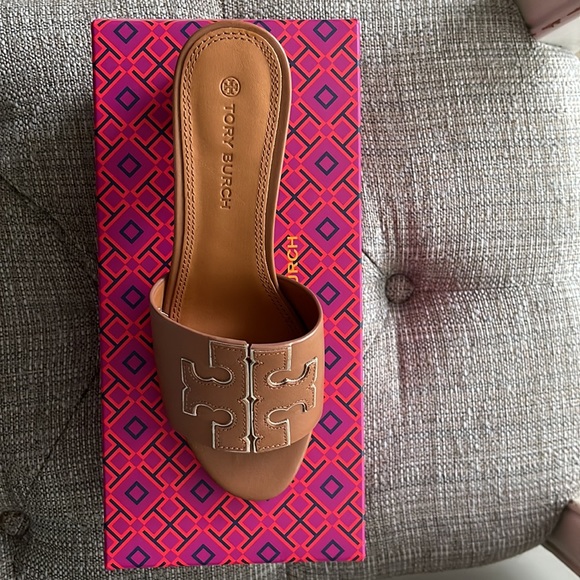 Tory Burch Slides - Picture 5 of 6